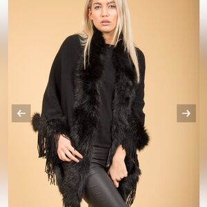 Just Jamie Black Faux FurFringe Hooded Knit Cape Vest Acrylic Sz one sz mobwife